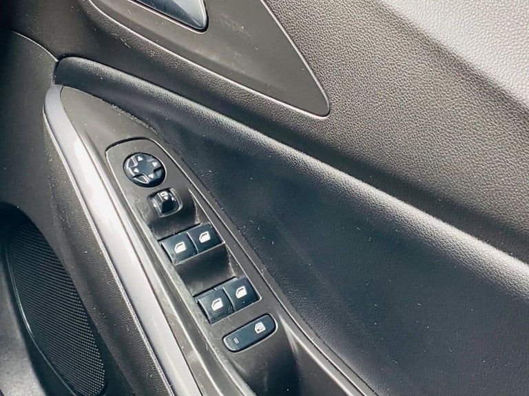 2019 Vauxhall Grandland X 1.5 Turbo D BlueInjection Sport Nav SUV 5dr Diesel Manual Euro 6 (s/s) ...