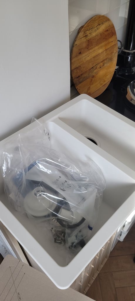 Schock 1.5 bowl white undermount sink