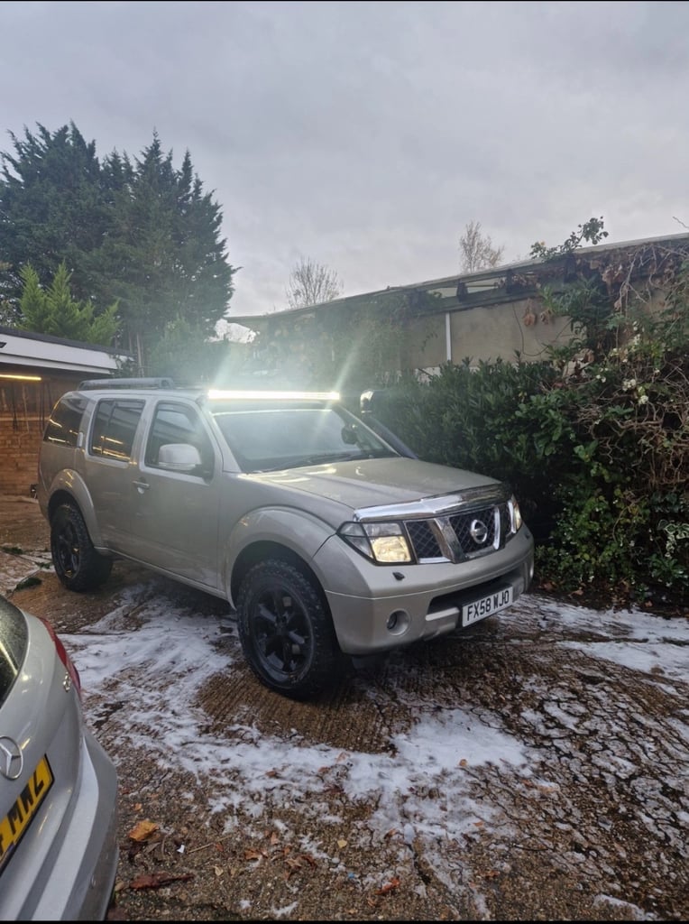 image for Nissan, PATHFINDER, Estate, 2009, Manual, 2488 (cc), 5 doors