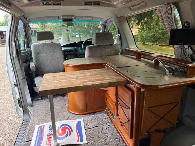 1999 Nissan Elgrand 3.2V6 Auto Camper Van 2 Berth