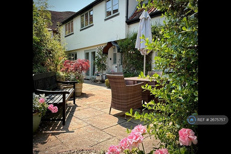 image for 3 bedroom house in Market Hill, Woodbridge, IP12 (3 bed) (#2675757)