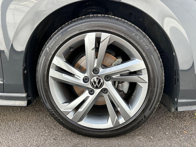 2022 Volkswagen Golf 1.5 TSI R-Line Hatchback 5dr Petrol Manual Euro 6 (s/s) (130 ps) Hatchback P...