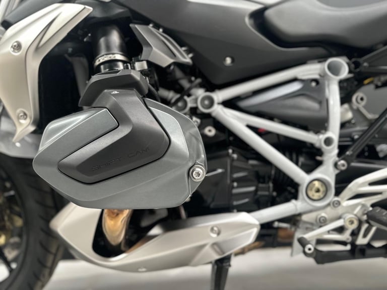 STUNNING LOW MILEAGE 2021/21 BMW R 1250 R SPORT MOTORYCLE 
