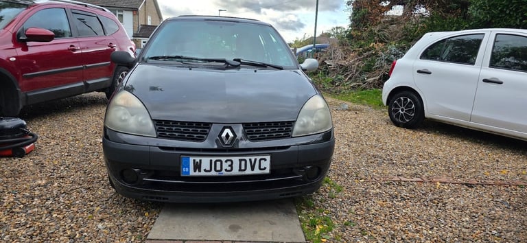 image for 2003 Renault Clio 1.4 16v Expression Hatchback 5dr Petrol Automatic (174 g/km