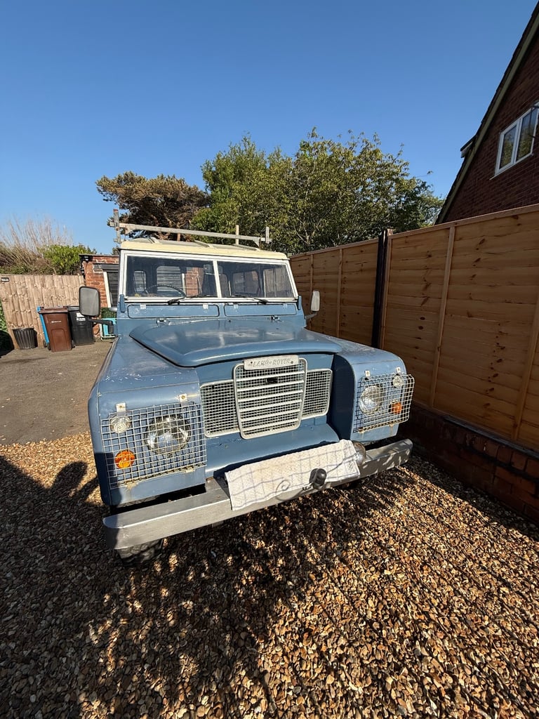 Land Rover series 3 
