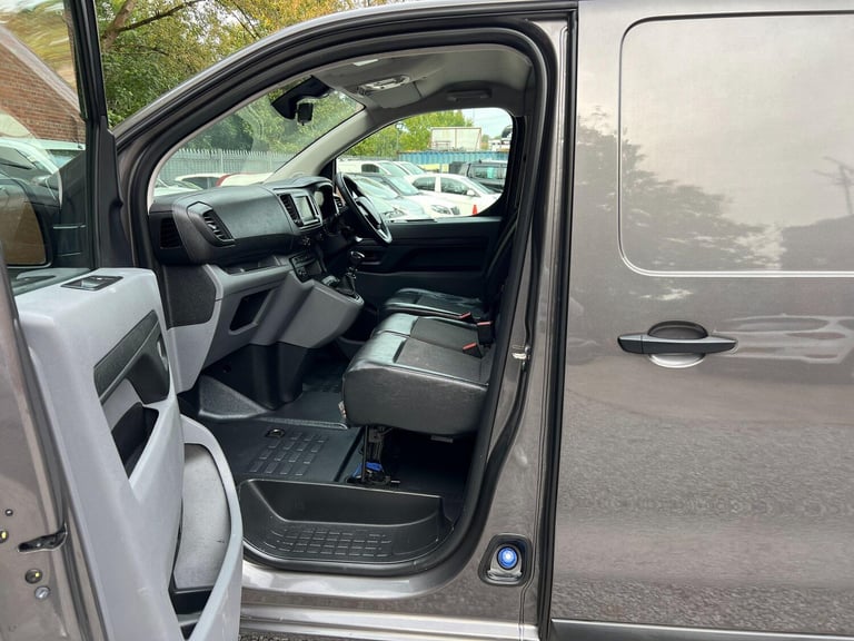 2021 Citroen Dispatch 1.5 BlueHDi 1200 Enterprise XL FWD 3 Euro 6 (s/s) 6dr PANEL VAN Diesel Manual