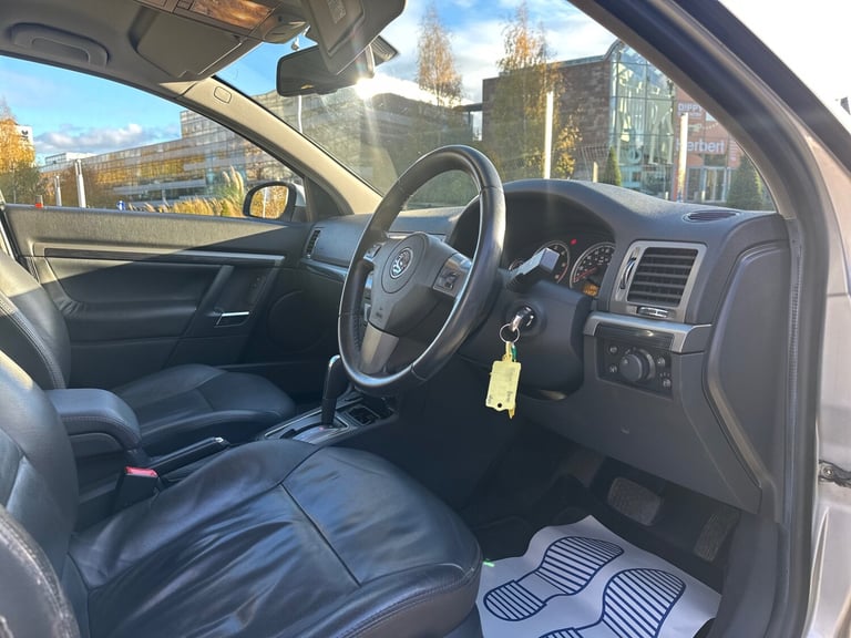 2009 Vauxhall Vectra 1.9 CDTi 16v Elite 5dr HATCHBACK Diesel Automatic