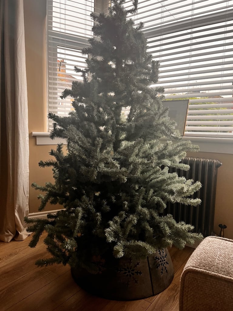 7.5ft Christmas Tree