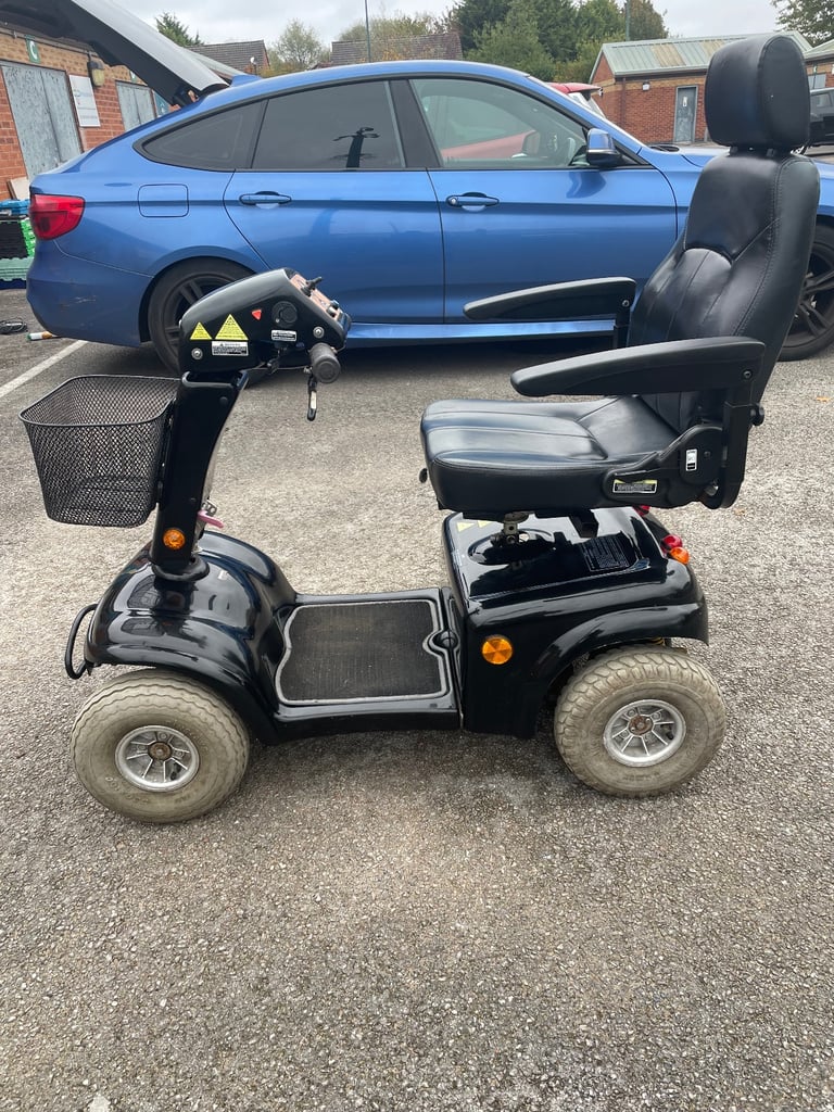 Rascal 850 8mph mobility scooter 