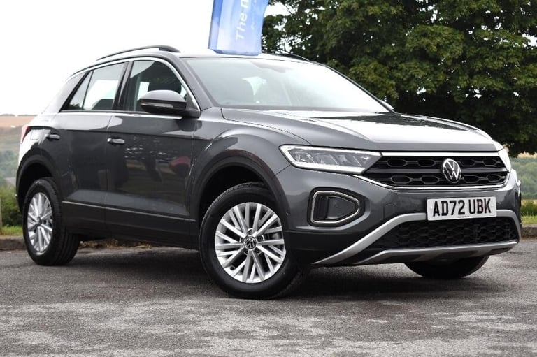 image for 2022 Volkswagen T-Roc 1.5 Tsi Life Suv 5dr Petrol Manual Euro 6 (s/s) (150 Ps) HATCHBACK Petrol M...