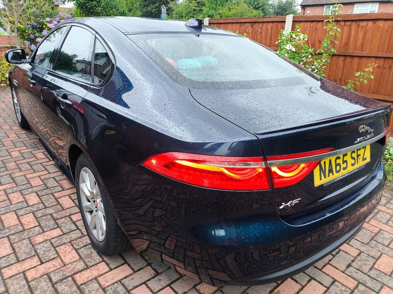 Jaguar, XF R-Sport, Saloon, 2015 (65), Manual, 1999 (cc, 163 bhp), diesel, 4 doors, 55K mileage