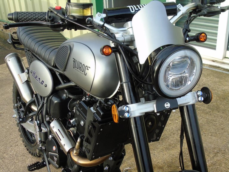 Bullit Bluroc Motorcycles Hero 250cc 2025 Brand New Retro Modern Scrambler 