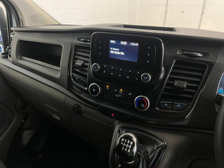 2022 Ford Transit Custom 2.0 300 EcoBlue Leader L2 H2 Euro 6 (s/s) 5dr Panel Van Diesel Manual