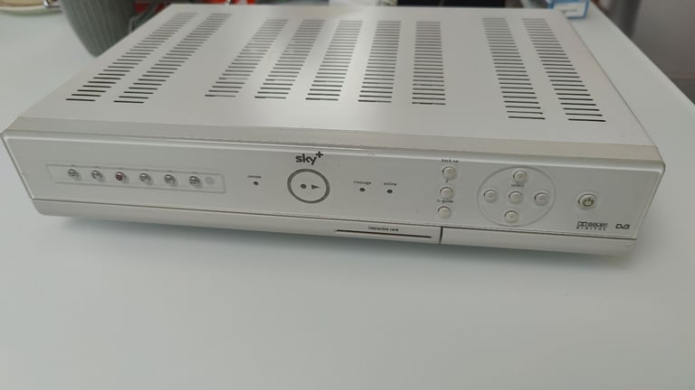 Sky +Box Amstrad DRX280 80GB Satellite TV Receiver Set Top Box White
