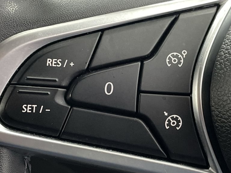 2020 Renault Clio 1.0 TCe Play Hatchback 5dr Petrol Manual Euro 6 (s/s) (100 ps) - AA INSPECT Hat...