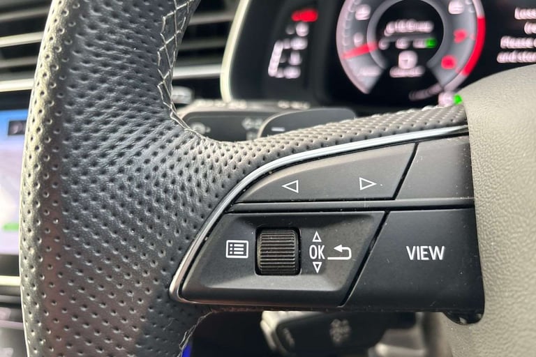 2022 Audi Q7 55 TFSI Quattro Black Edition 5dr Tiptronic [C+S] SUV Petrol Automatic