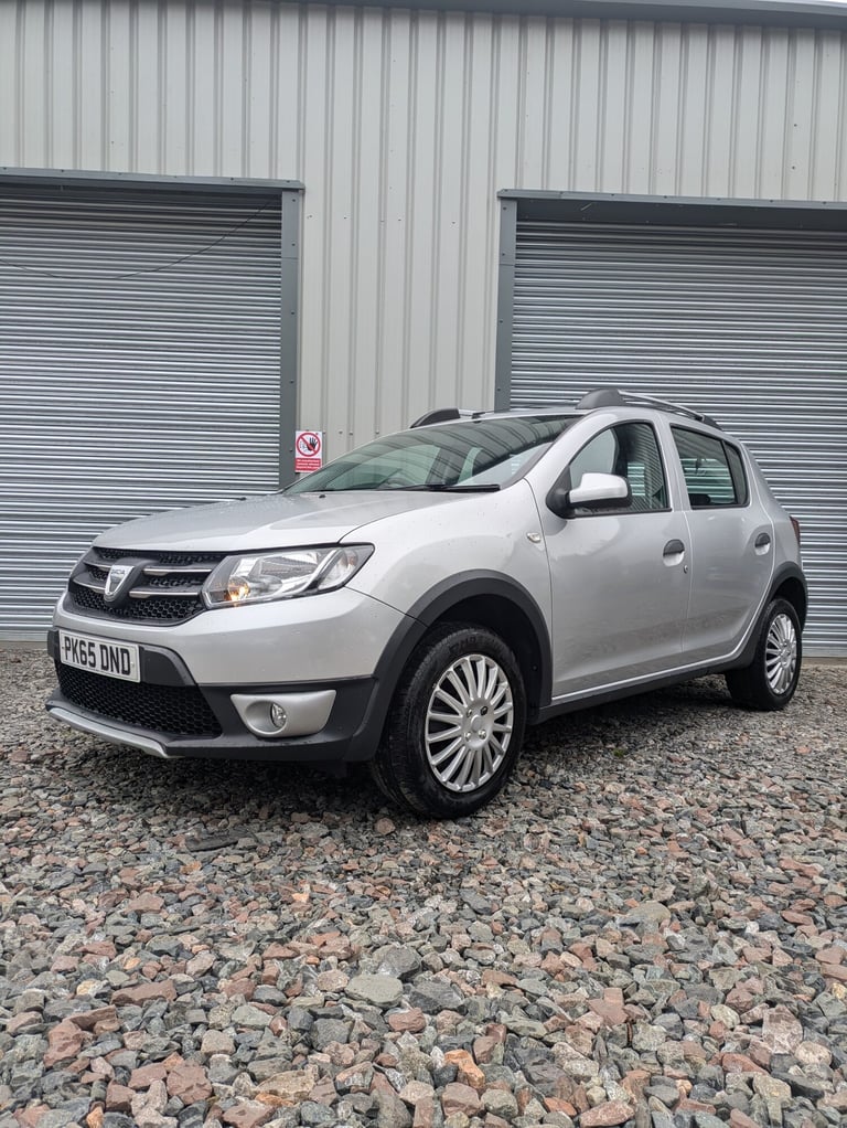 2015 Dacia Sandero Stepway 0.9 TCe Laureate 5dr [Start Stop] HATCHBACK Petrol Manual