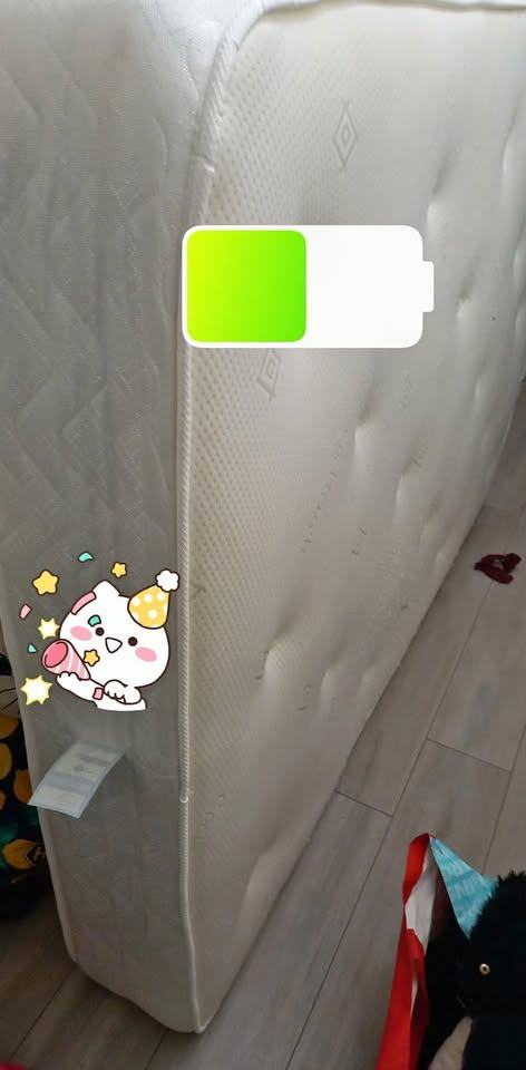 MATTRESSESS , UK , king size as new condition , free local delivery