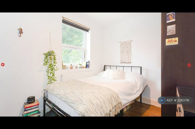 2 bedroom flat in Eden Road, London, E17 (2 bed) (#2263716)