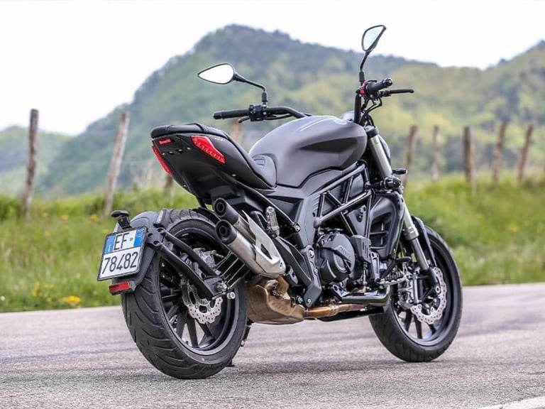 Benelli 502 C Cruiser 0% Finance