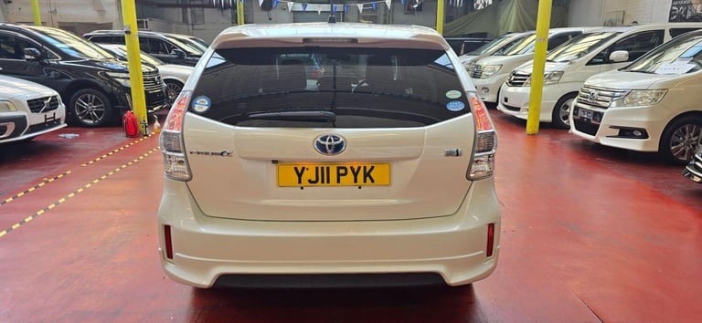 2011 Toyota Prius+ 7 SEATS +MODELESTA BODY KIT+AUTO ANDROID  Petrol/Electric Hybrid Automatic