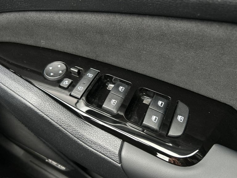 2022 Kia Sportage 1.6 h T-GDi GT-Line S SUV 5dr Petrol Hybrid Auto Euro 6 (s/s) (226 bhp) SUV PET...