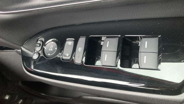 2022 Honda CR-V 2.0 i-MMD Hybrid SR 5dr eCVT Hybrid Estate Estate Hybrid Automatic