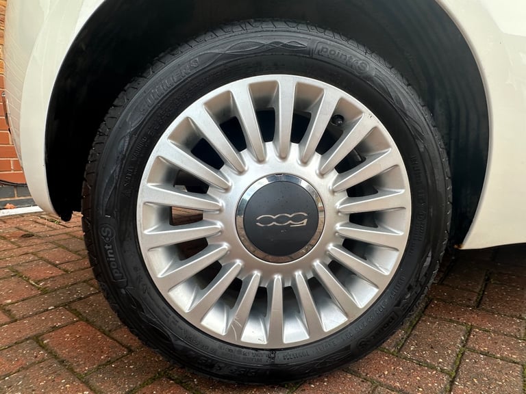 Low Miles! Fiat, 500, Hatchback, 2011, Manual, 1242 (cc), 3 doors