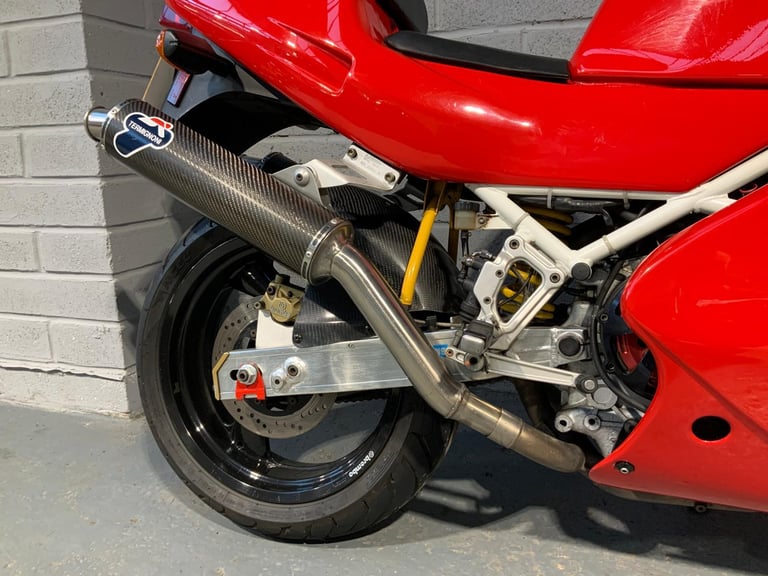 Ducati 851 