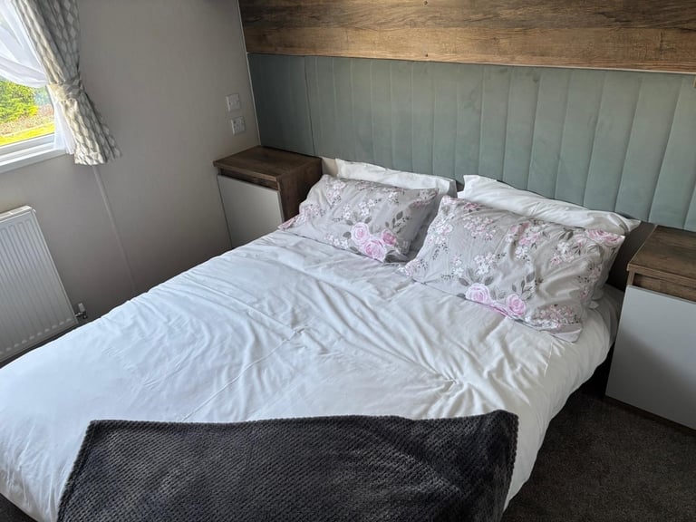 SEASIDE LUXURY STATIC CARAVAN FOR SALE - BARMOUTH SUNNY SANDS