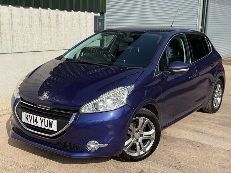PEUGEOT 208 1.6 e-HDi Allure 2014