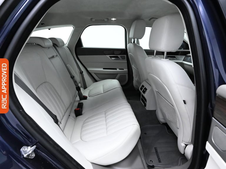 2018 Jaguar XF 2.0i Portfolio 5dr Auto ESTATE PETROL Automatic