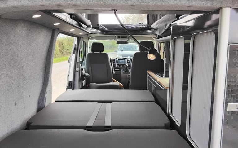 VW Transporter 140 Highline 4 berth 4 belt, top quality Camper conversion