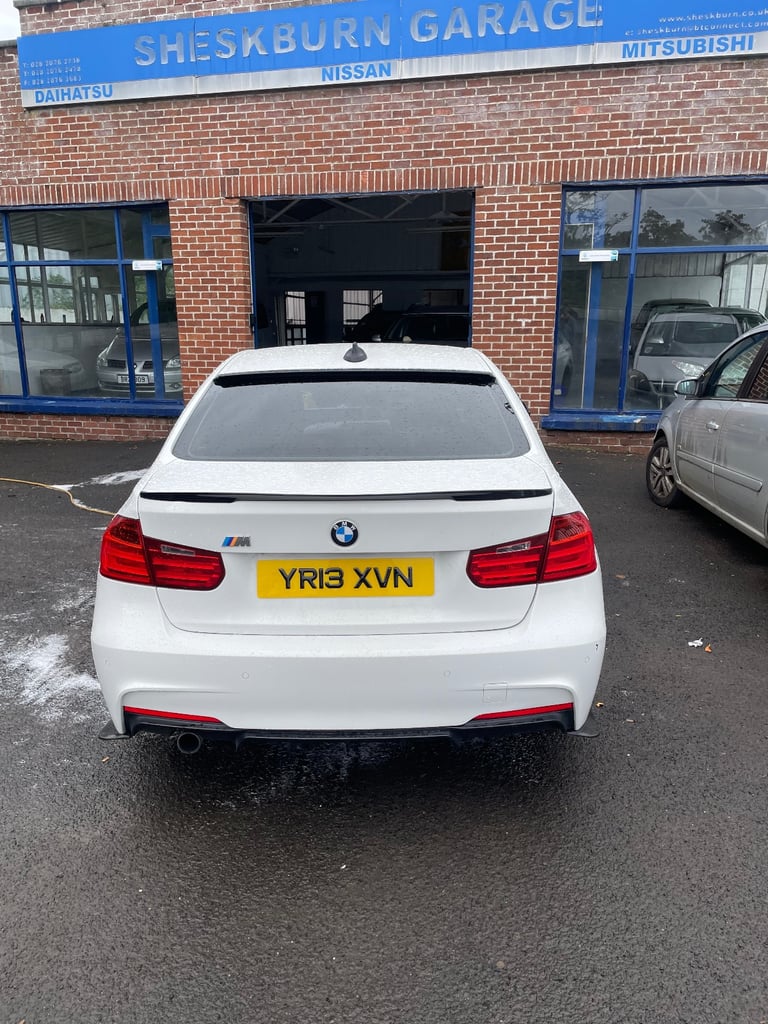 BMW, 3 SERIES, Saloon, 2013, Manual, 1995 (cc), 4 doors