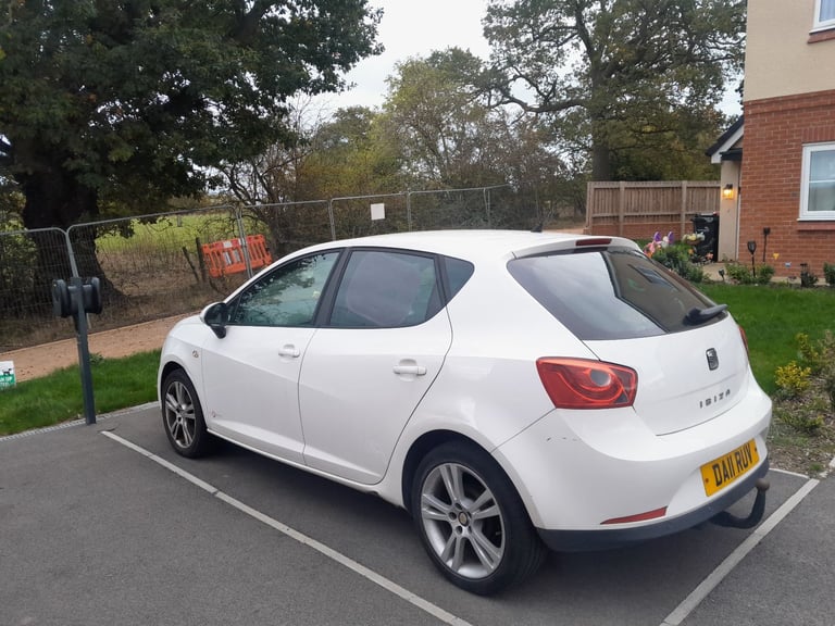 Seat, IBIZA, Hatchback, 2011, Manual, 1390 (cc), 5 doors