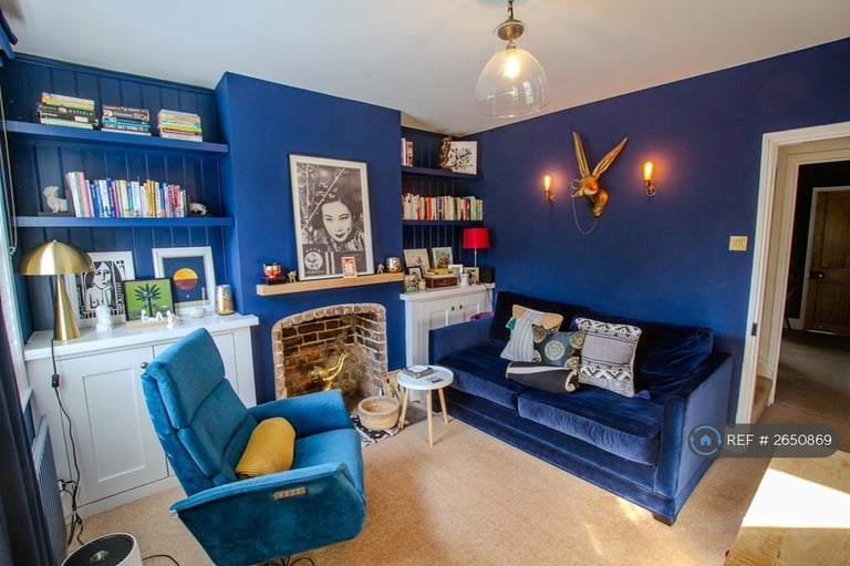 1 bedroom in Victoria Cottages, Bramley, Guildford, GU5 (#2650869)