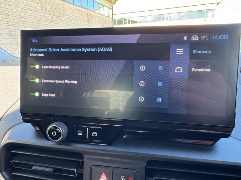 1.5 BlueHDi Peugeot Rifter Horizon Wheelchair Accessible Vehicle, WAV 