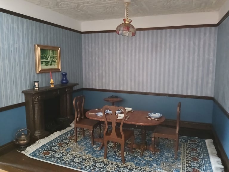 1/12th scale victorian dolls house