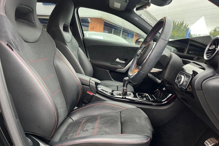 2020 Mercedes-Benz A-Class A180 AMG Line Executive NAVIGATION, HEATED SEATS, REAR CAMERA! Manual ...