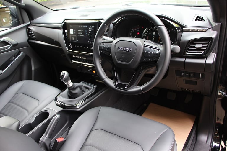 2025 Isuzu D-Max TD V-Cross Double Cab 4x4 [164] (FREE MAINLAND UK DELIVERY !!) Pick Up Diesel Ma...