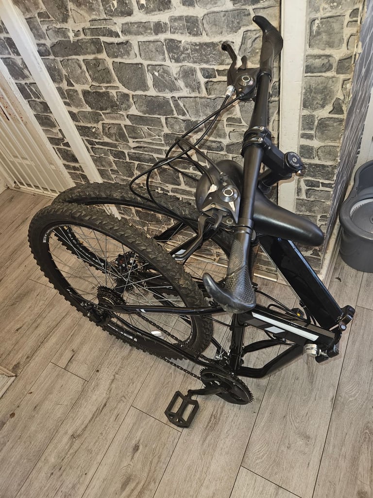 Folding mountain bike