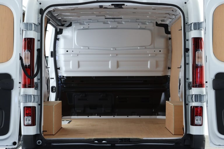 2025 Renault Trafic SL30 Blue dCi 130 Extra [Safety] Van PANEL VAN DIESEL Manual