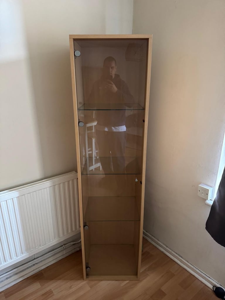 image for FREE DELIVERY OAK GLASS DISPLAY CABINET GREAT CONDITION