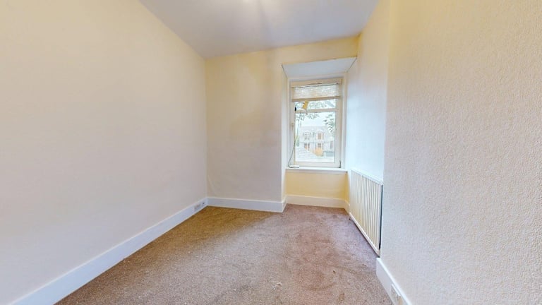 2 bedroom flat in Clifton Road, Hilton, Aberdeen, AB24 4DT