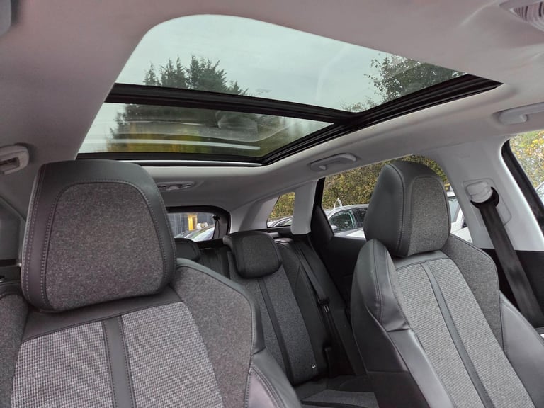 2018 Peugeot 3008 1.2 PureTech Allure Euro 6 (s/s) 5dr Petrol