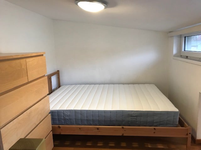  double Studio with  separate bedroom, n22, 2mins to tube
