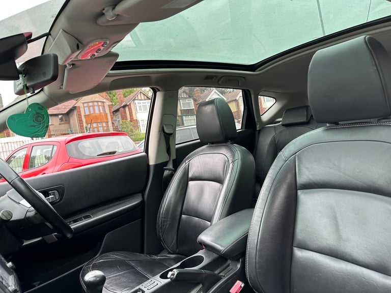 2011 Nissan Qashqai 1.6 [117] Tekna 5dr HATCHBACK Petrol Manual