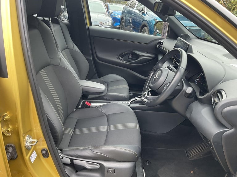  Toyota Yaris Cross 1.5 VVT-h Dynamic SUV 5dr Petrol Hybrid E-CVT Euro 6 (s/s) (116 ps) Petrol/El...