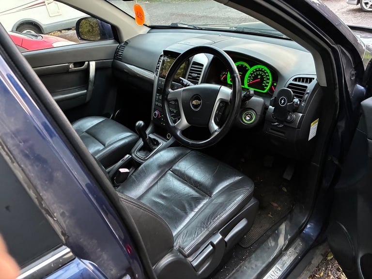 Chevrolet, CAPTIVA, Estate, 2008, Manual, 1991 (cc), 5 doors