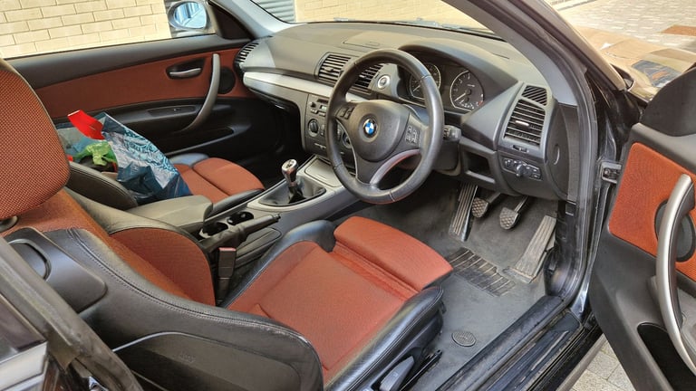 BMW, 1 SERIES, Hatchback, 2009, Manual, 1599 (cc), 3 doors